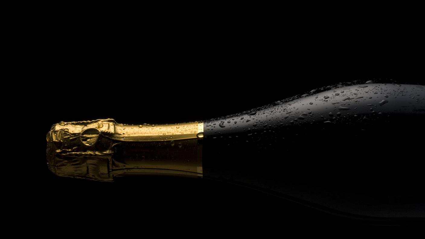iStock-Spumante, Bottiglia, Vino, Bolla, Bottiglia di vino