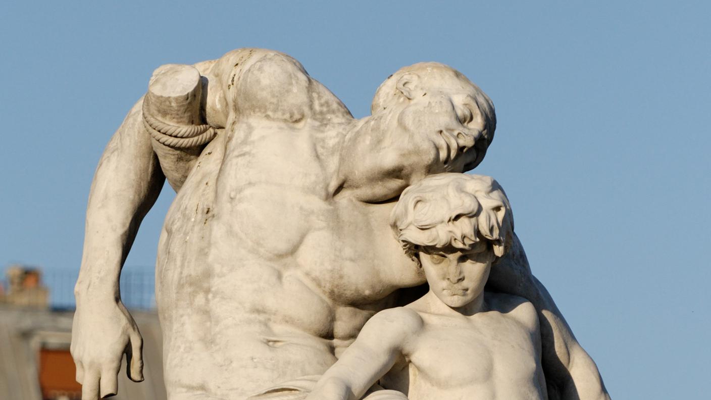 La morte di Spartaco, crocifisso lungo la via Appia, marmo bianco di Louis-Ernest Barrias, 1871