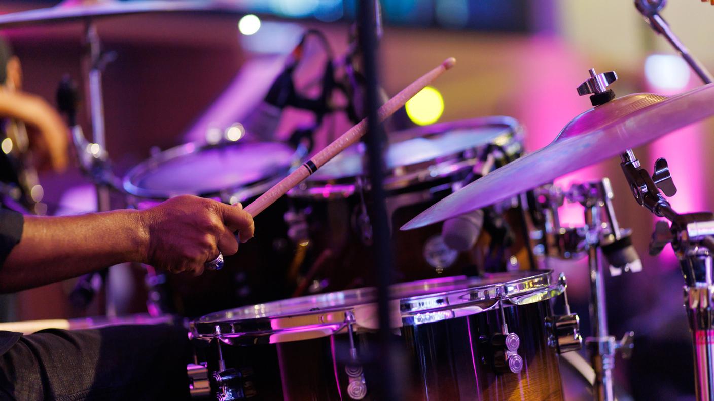 batterista e percussionista 