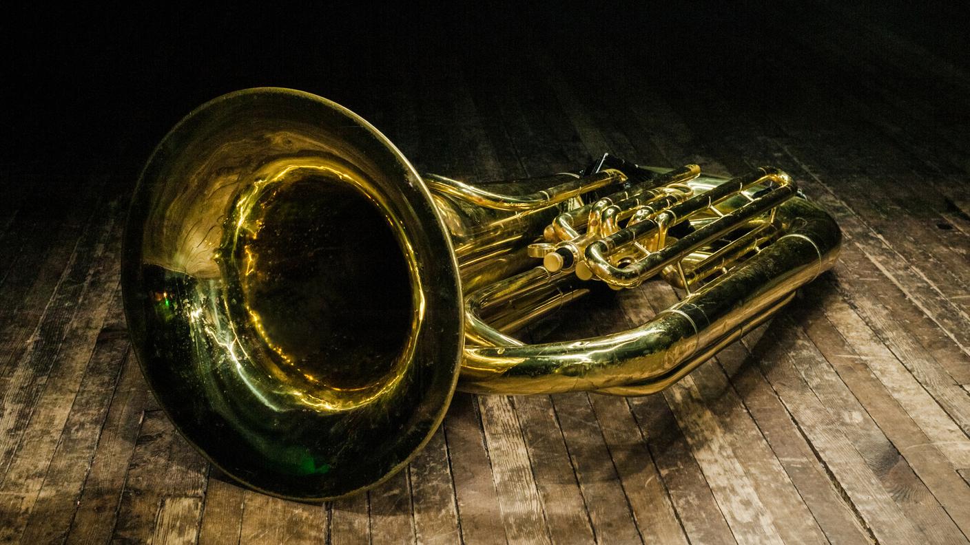 iStock-tuba