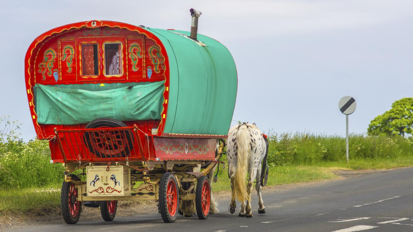 iStock_Zingaro, Carro coperto, Regno Unito, Legno, Carretta