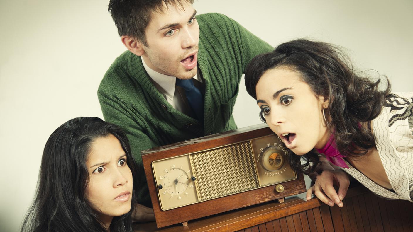 iStock-Radio, 20-24 anni, Adulto, Giovane adulto, Solo adulti