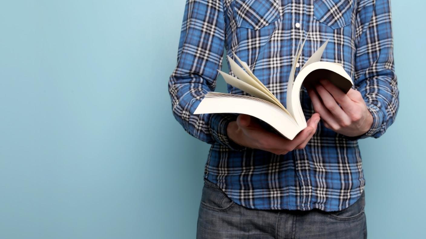 iStock_libro_leggere_lettura_letteratura_informarsi.JPG