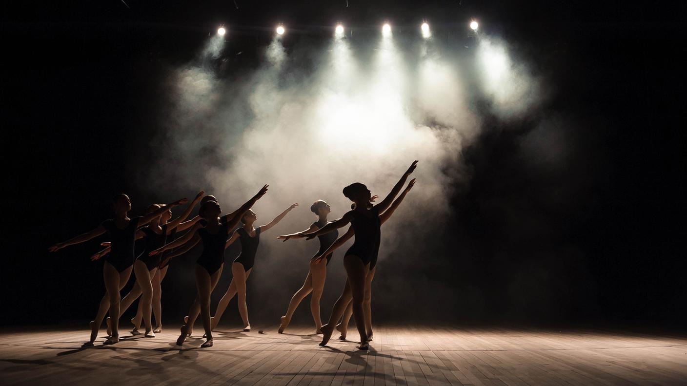 iStock-Ucraina, Tipo di danza, Teatro, Spettacolo teatrale, Danza classica