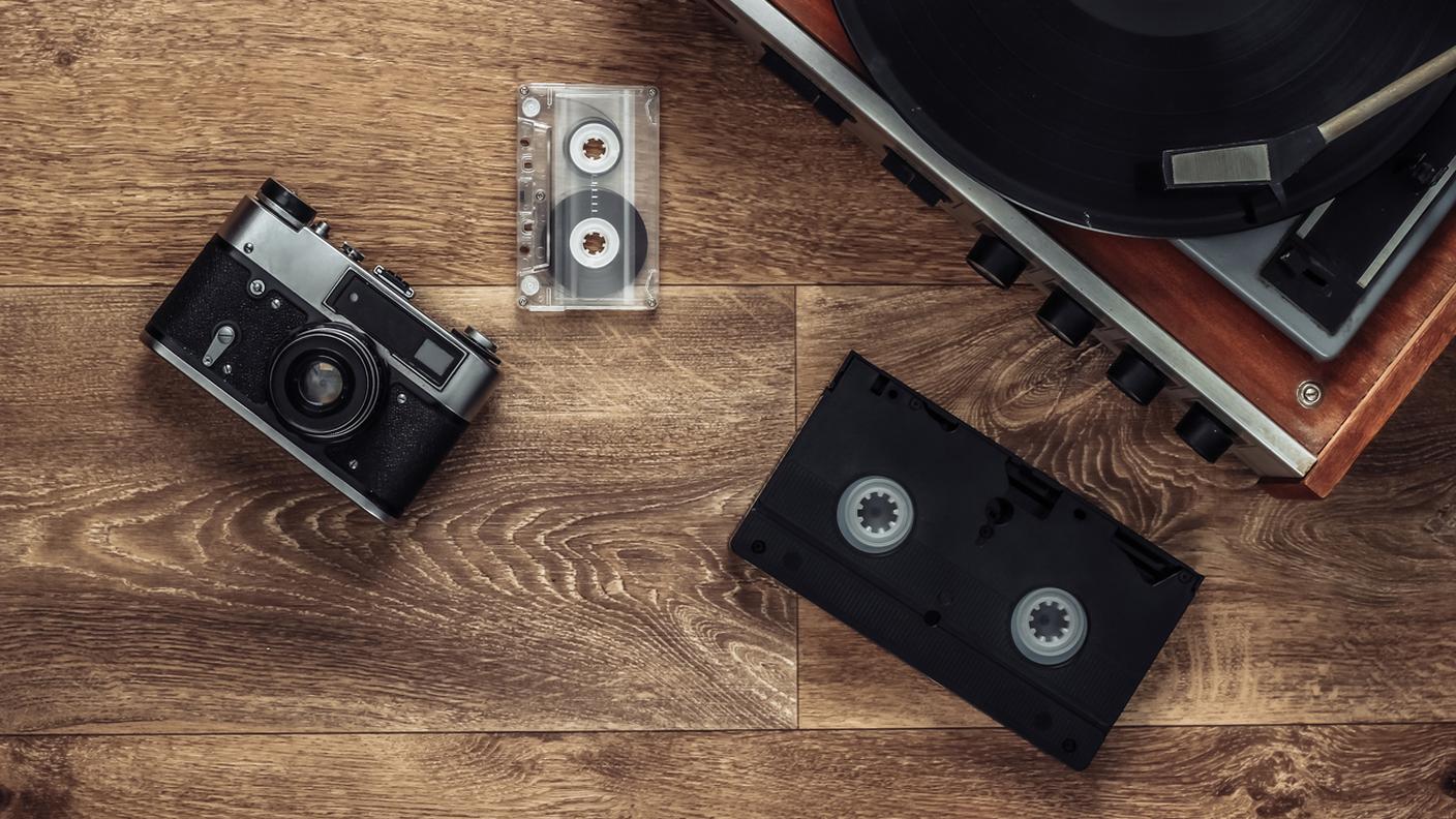 Giornata mondiale del patrimonio audiovisivo, lp, vhs, fotografia, cassetta audio