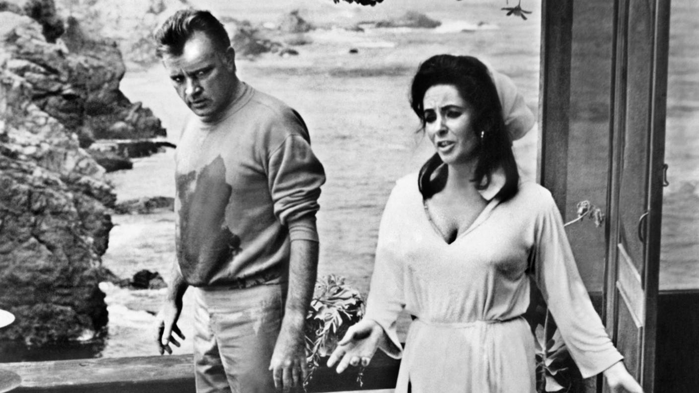 Elizabeth Taylor e Richard Burton nel film "The Sandpiper"