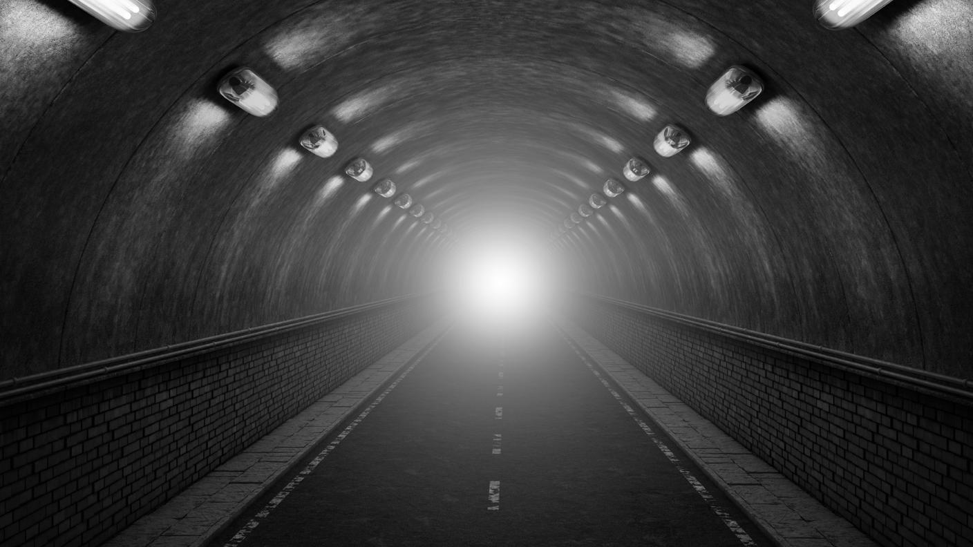 iStock_Tunnel, Luce, Strada, Nebbia, Via