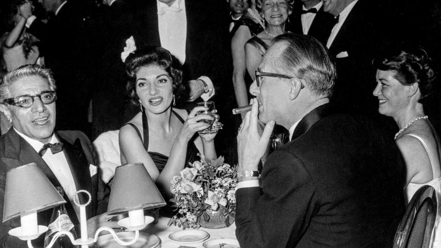Aristotele Onassis e Maria Callas all' Hotel de Paris a Monte Carlo (1961)