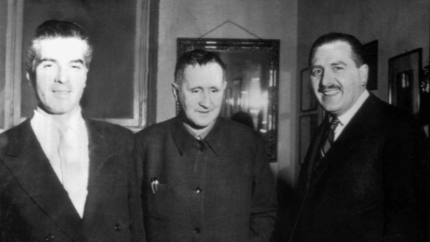 In ordine da sinistra: Giorgio Strehler, Bertolt Brecht e Paolo Grassi