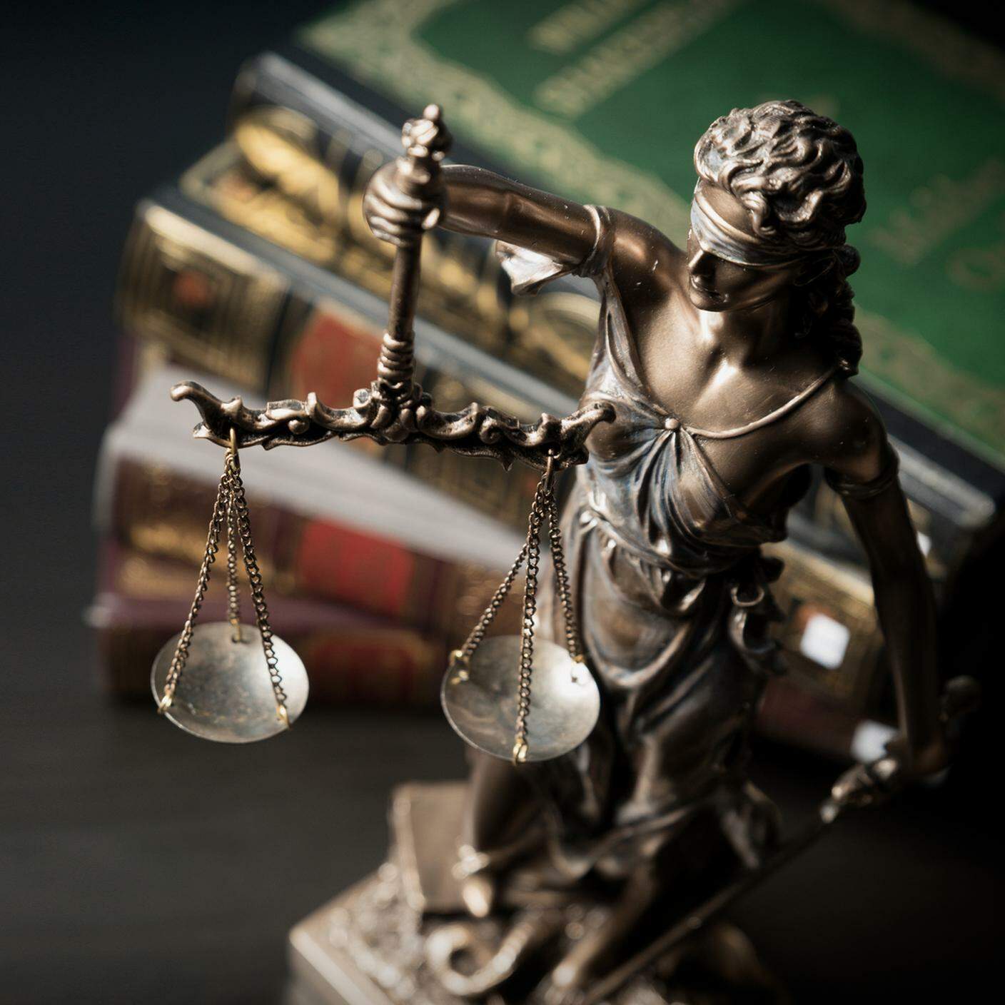 sistema della giustizia, statua