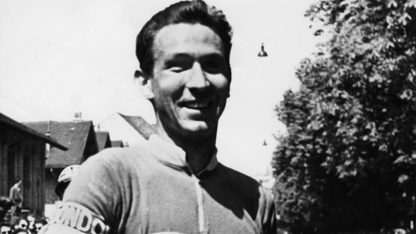 Carlo Clerici alla vittoria del Campionato di Zurigo nel 1956