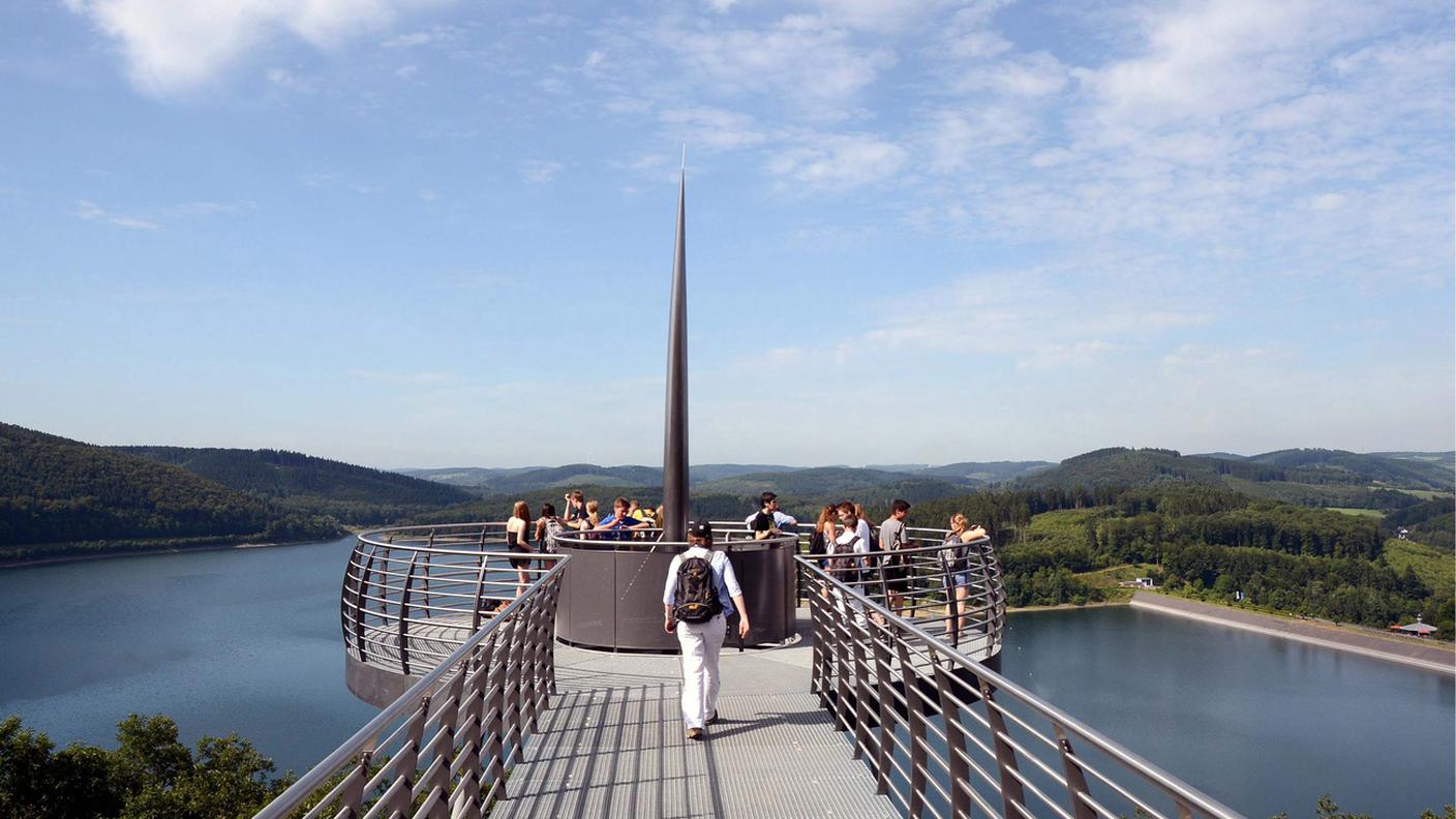 Piattaforma panoramica sul Biggesee in Germania