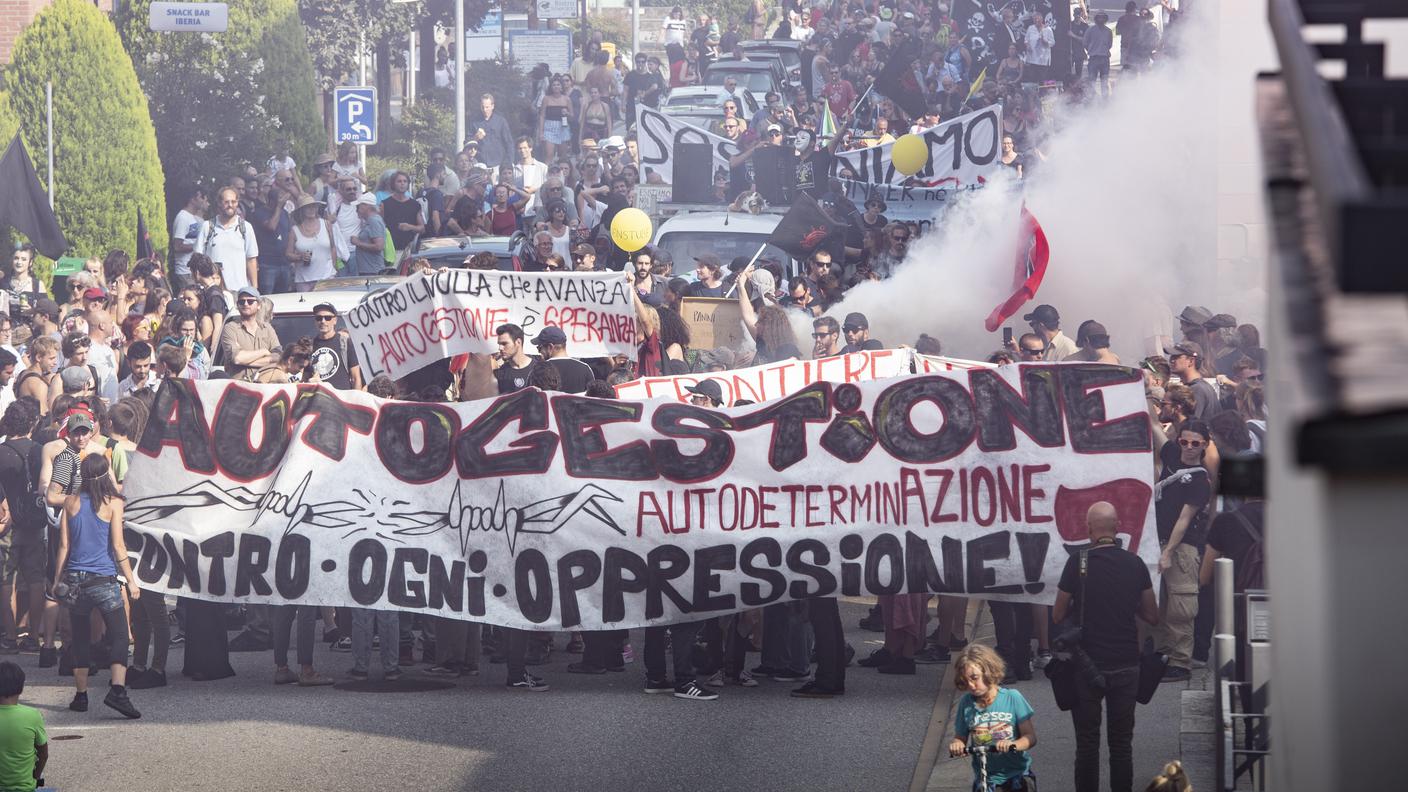 Manifestazione Autogestione Lugano