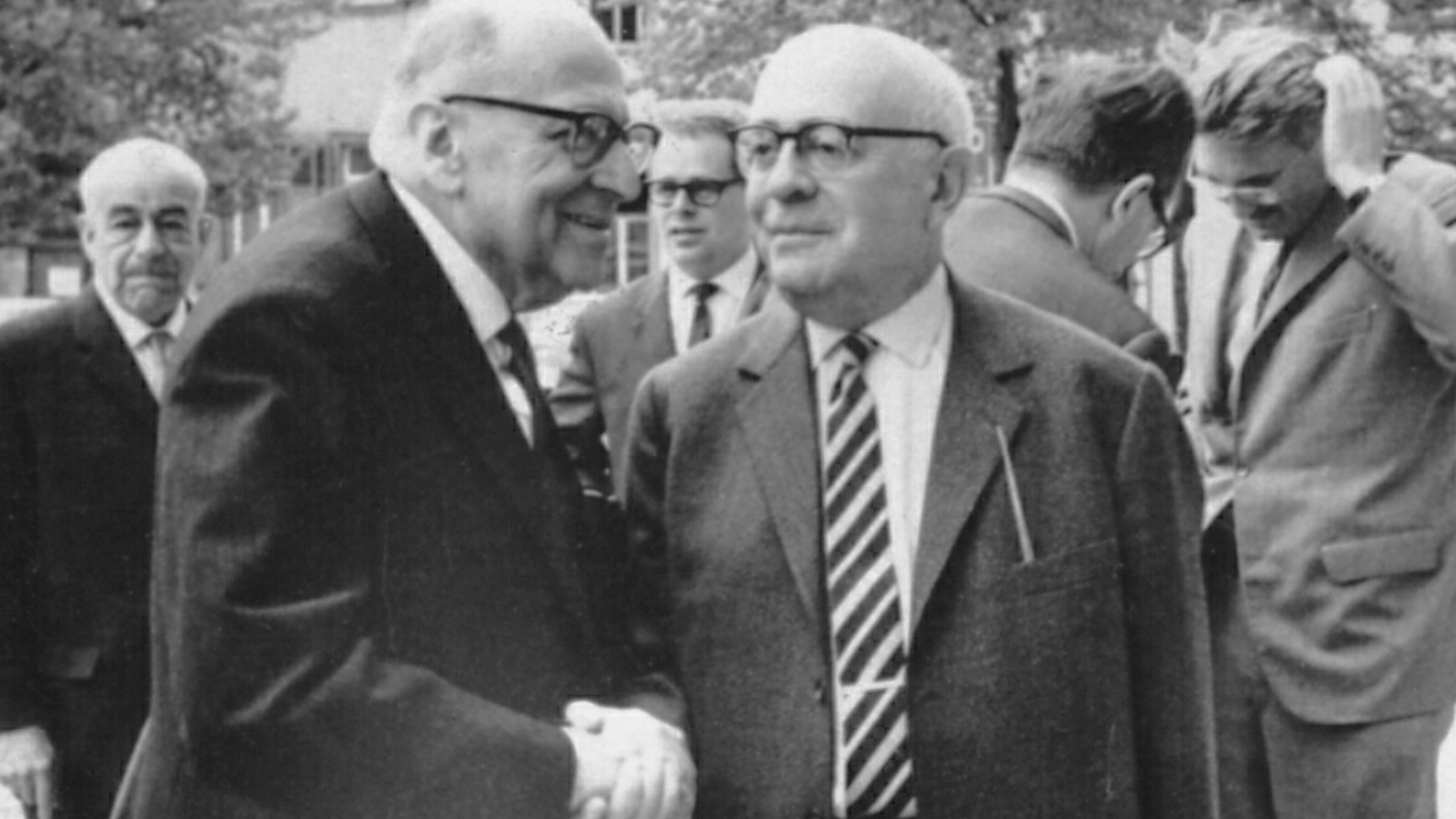 Max Horkheimer (sinistra) con Theodor Adorno (destra)