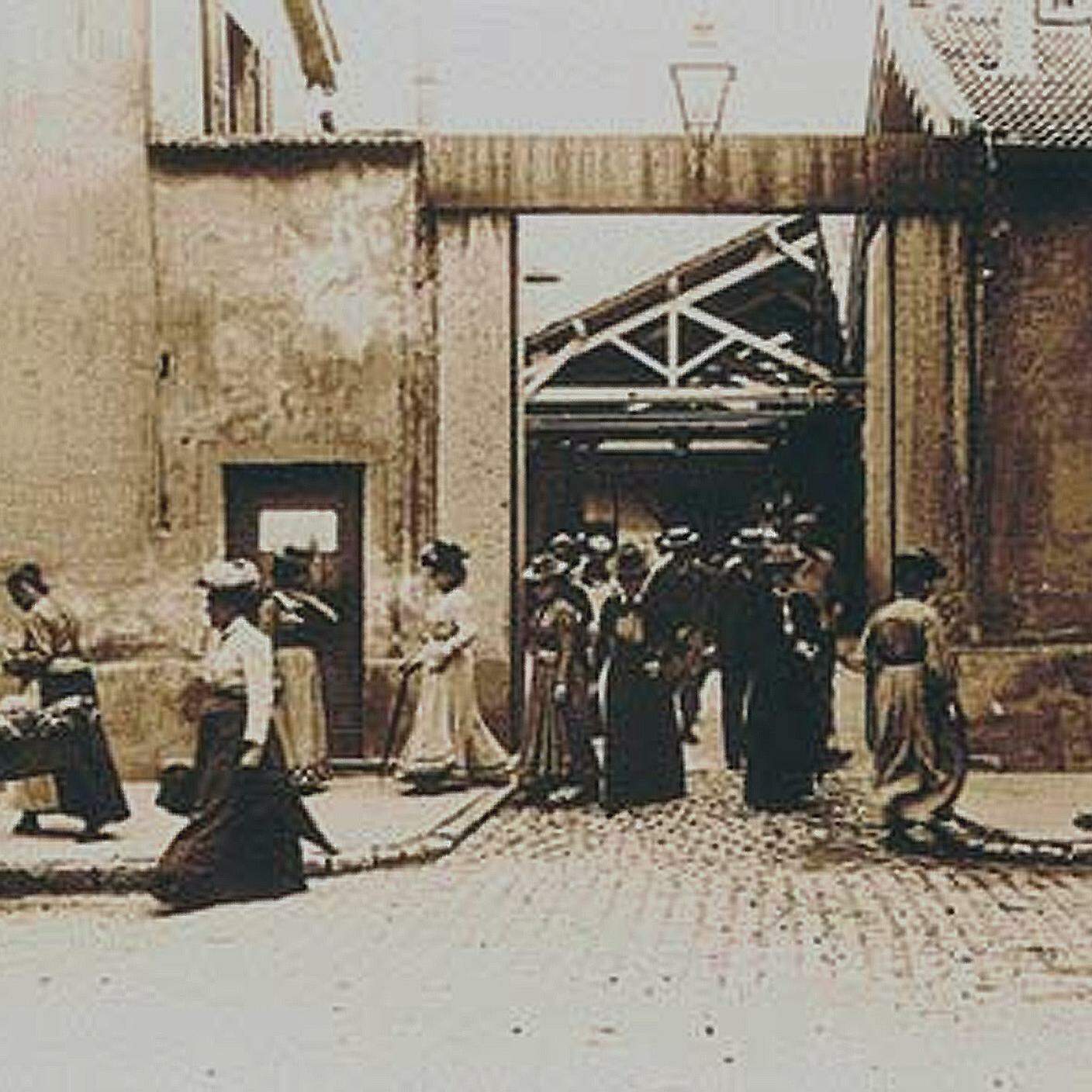 Uscita dalle officine Lumière, tratto da “La Sortie de l'usine Lumière” 