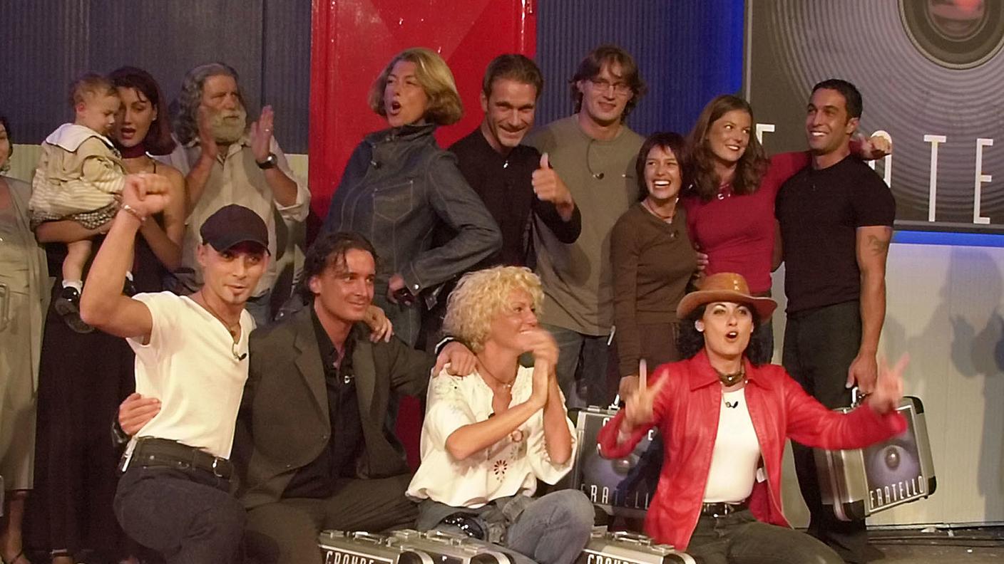 I primi dieci partecipanti al "Grande Fratello" in arrivo agli studi televisivi di Cinecittà a Roma, giovedì 14 settembre 2000.