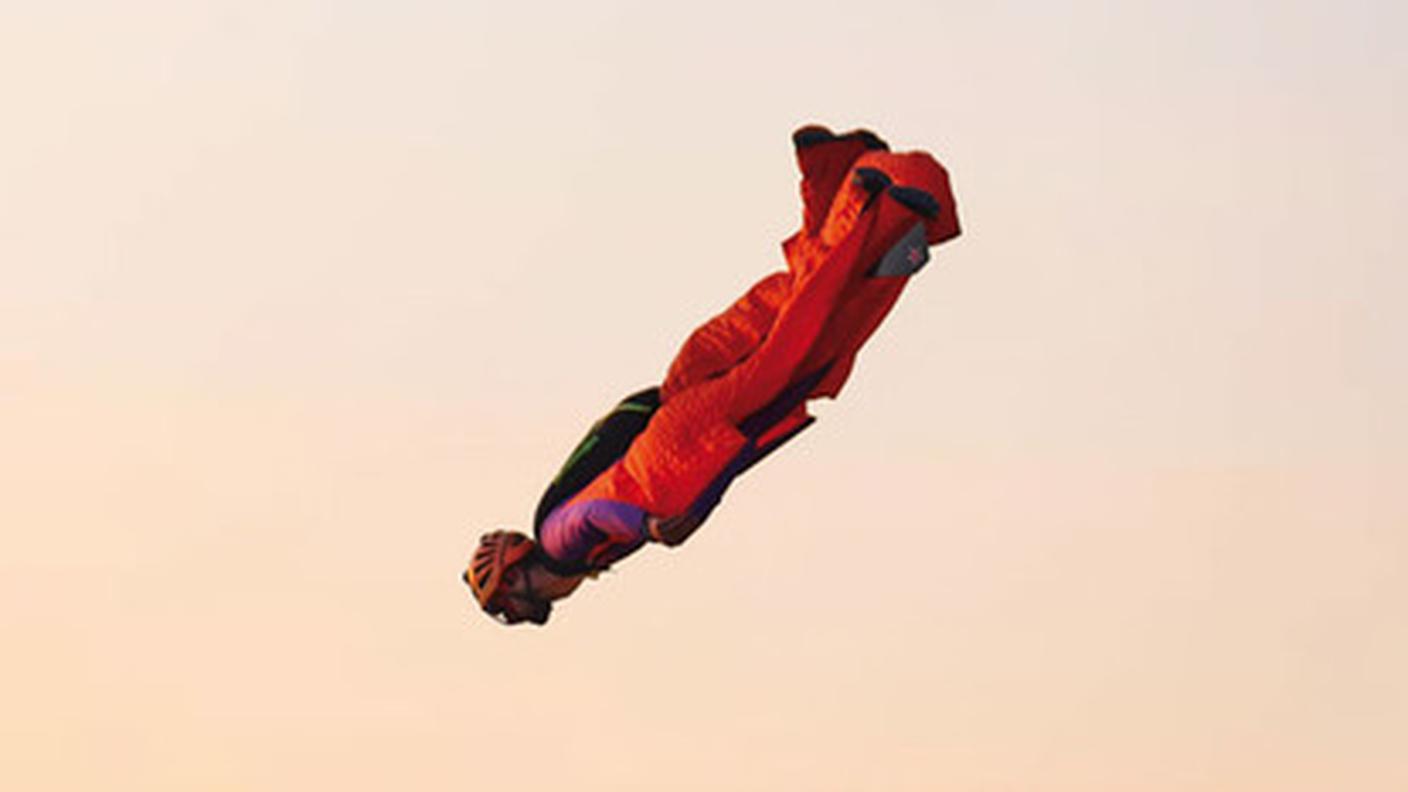 "Volare le montagne. Di linee, equilibri e altre libertà" di Marco Milanese; Ediciclo Editore (dettaglio copertina)