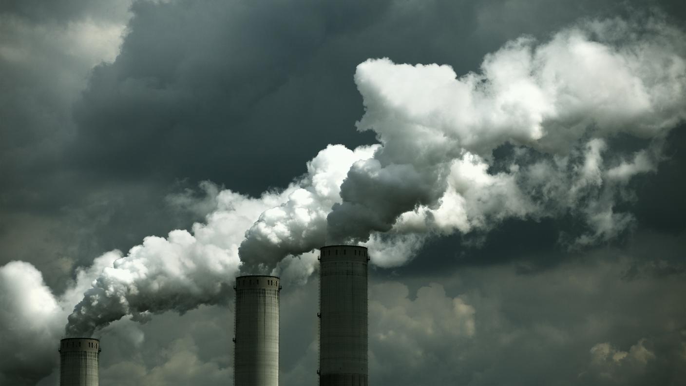 iStock_Inquinamento, Riscaldamento globale, Centrale elettrica, Carbone, Inquinamento dell'aria
