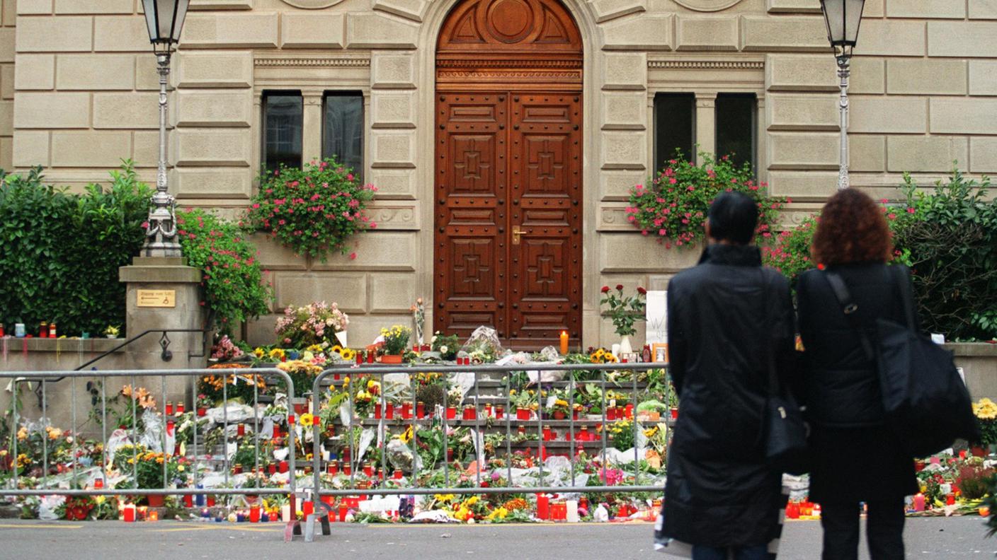 Attentato a Zugo, 2001