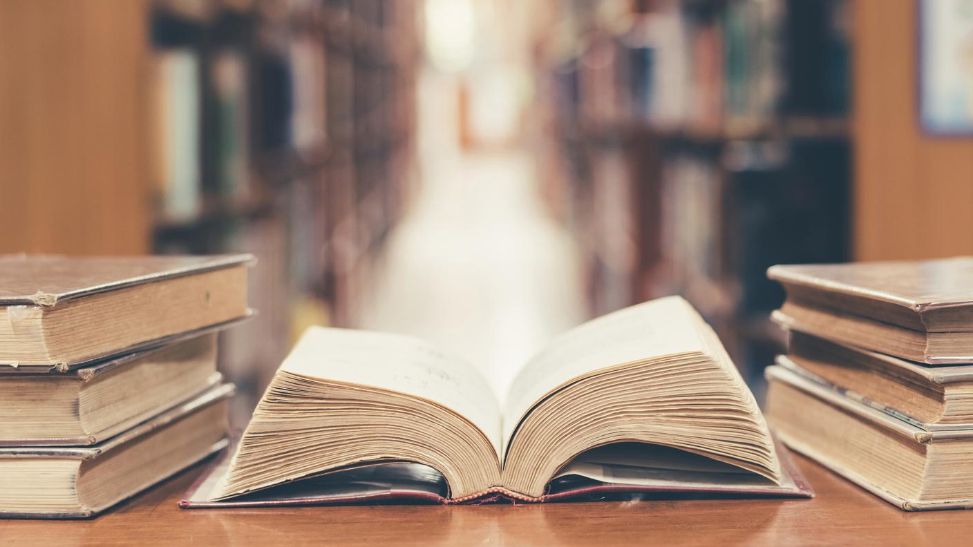 iStock-libri, biblioteca 