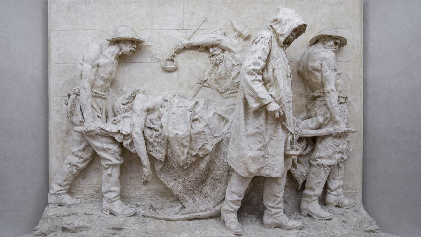 Opera di Vincenzo Vela in memoria degli operai deceduti nella costruzione della galleria del S. Gottardo