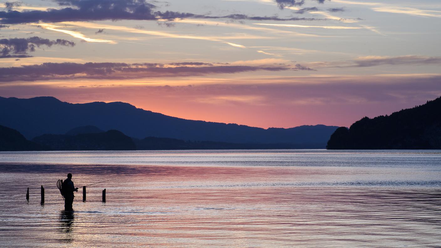 Lago al tramonto