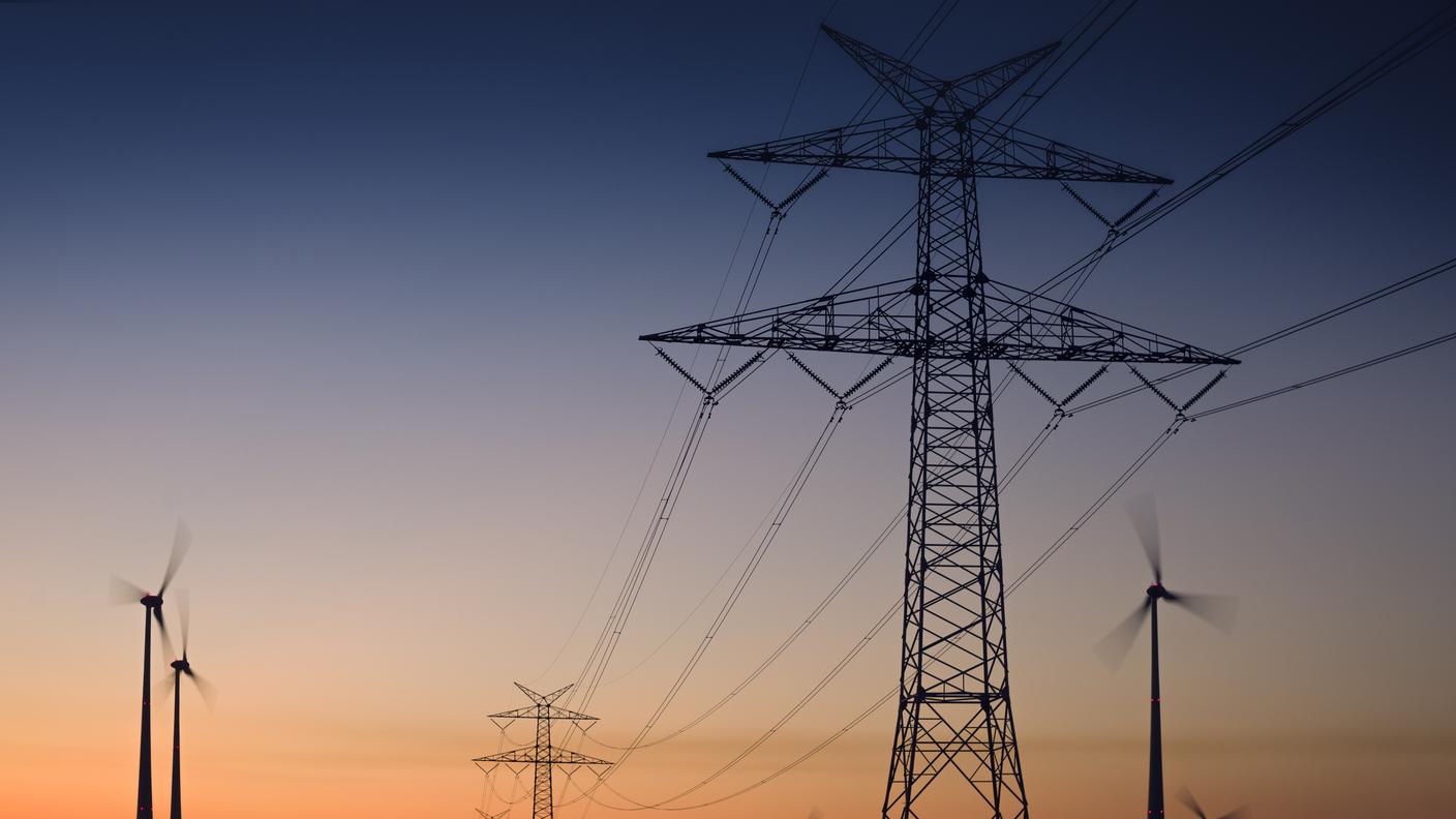 Tralicci e turbine eoliche
