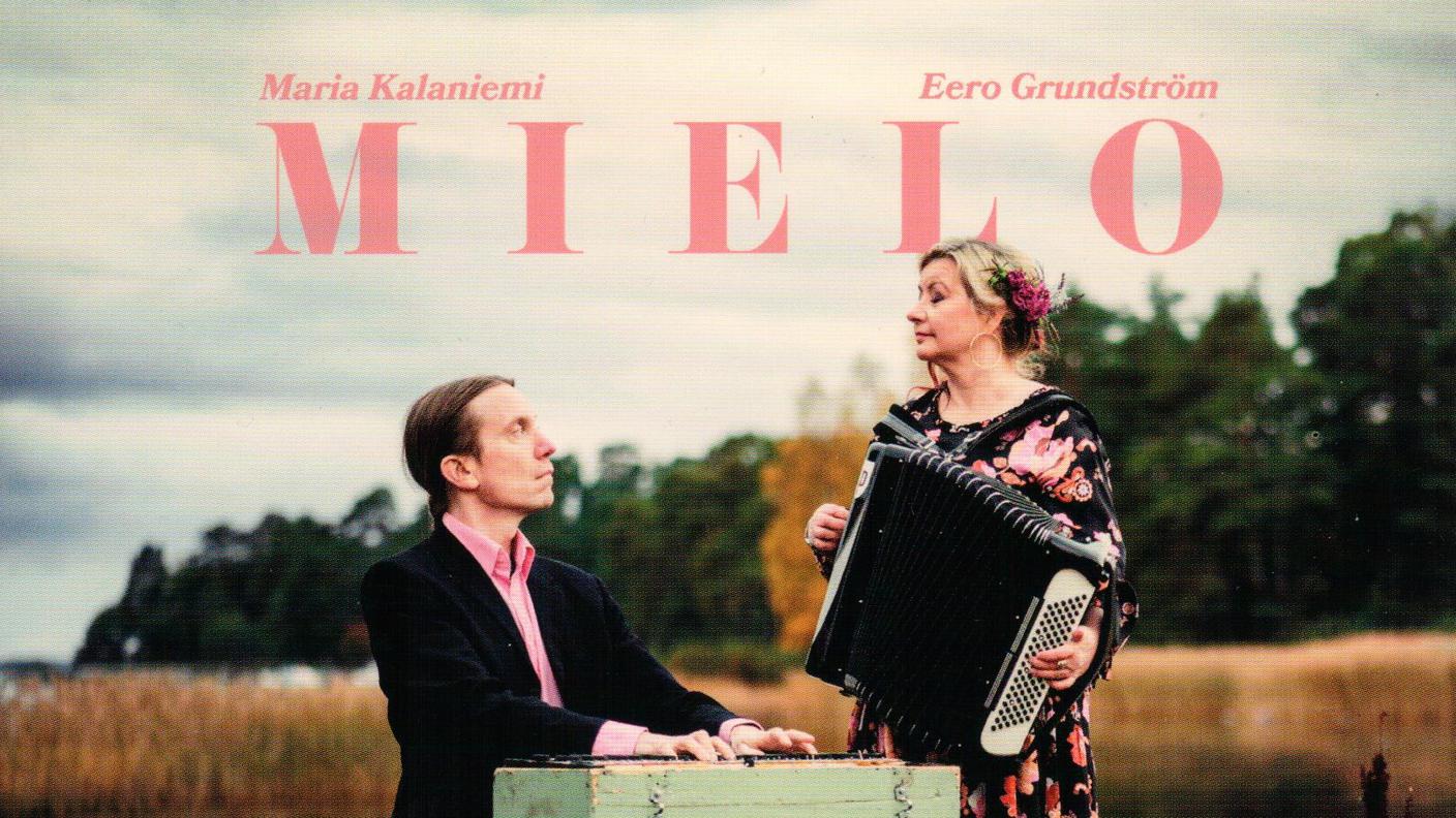 "Mielo" di Maria Kalaniemi & Eero Grundström; Åkerö Recordsn (dettaglio copertina)