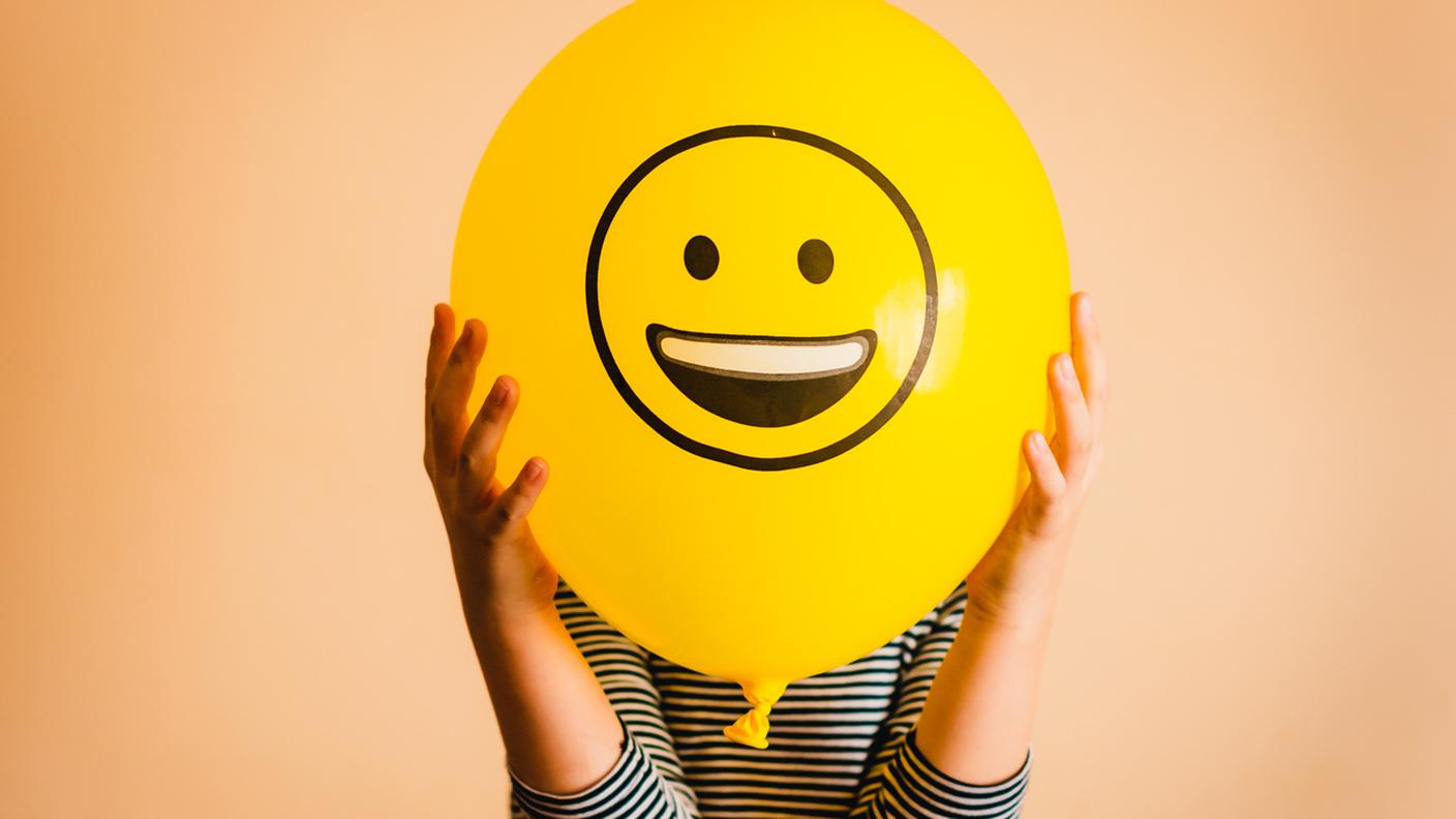 iStock-Ridere, sorridere, faccina, emotico 