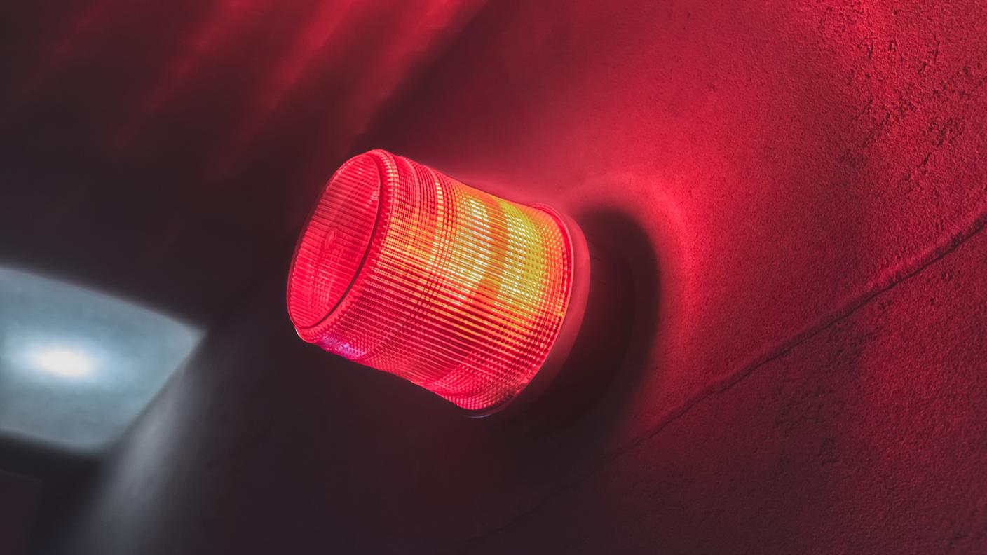 iStock-Pericolo, Allarme antifurto, Allarme antincendio, Allarme, Segnale di avvertimento