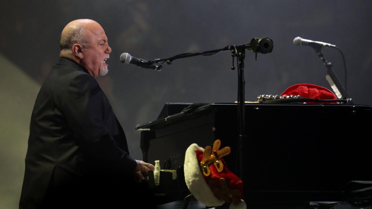 BILLY JOEL