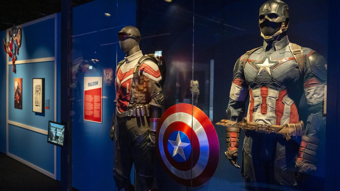 SUPERHEROES. Le origini del Mito