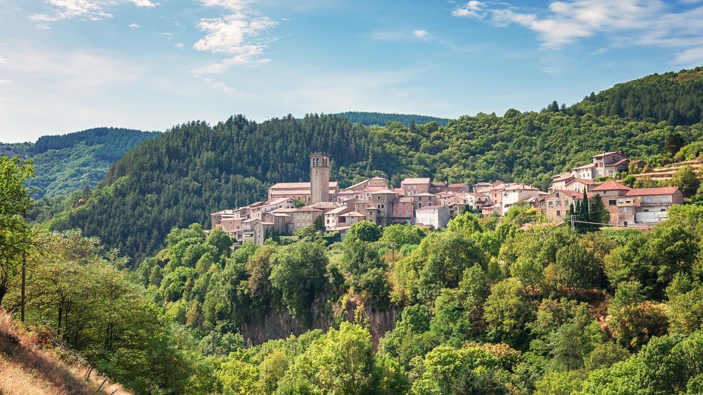 iStock-Antraigues-sur-Volane