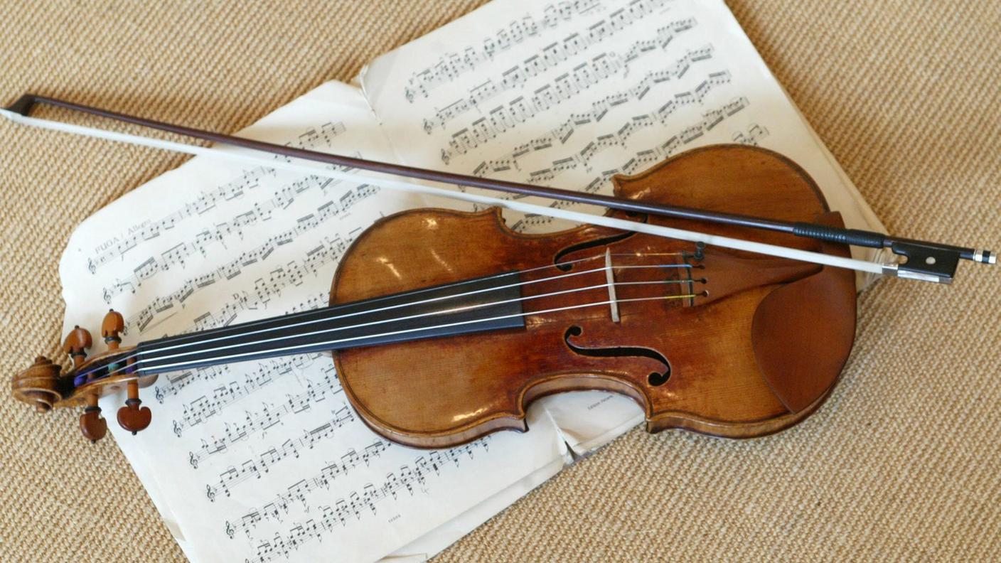Violino del 1716 del famoso liutaio Antonio Stradivari