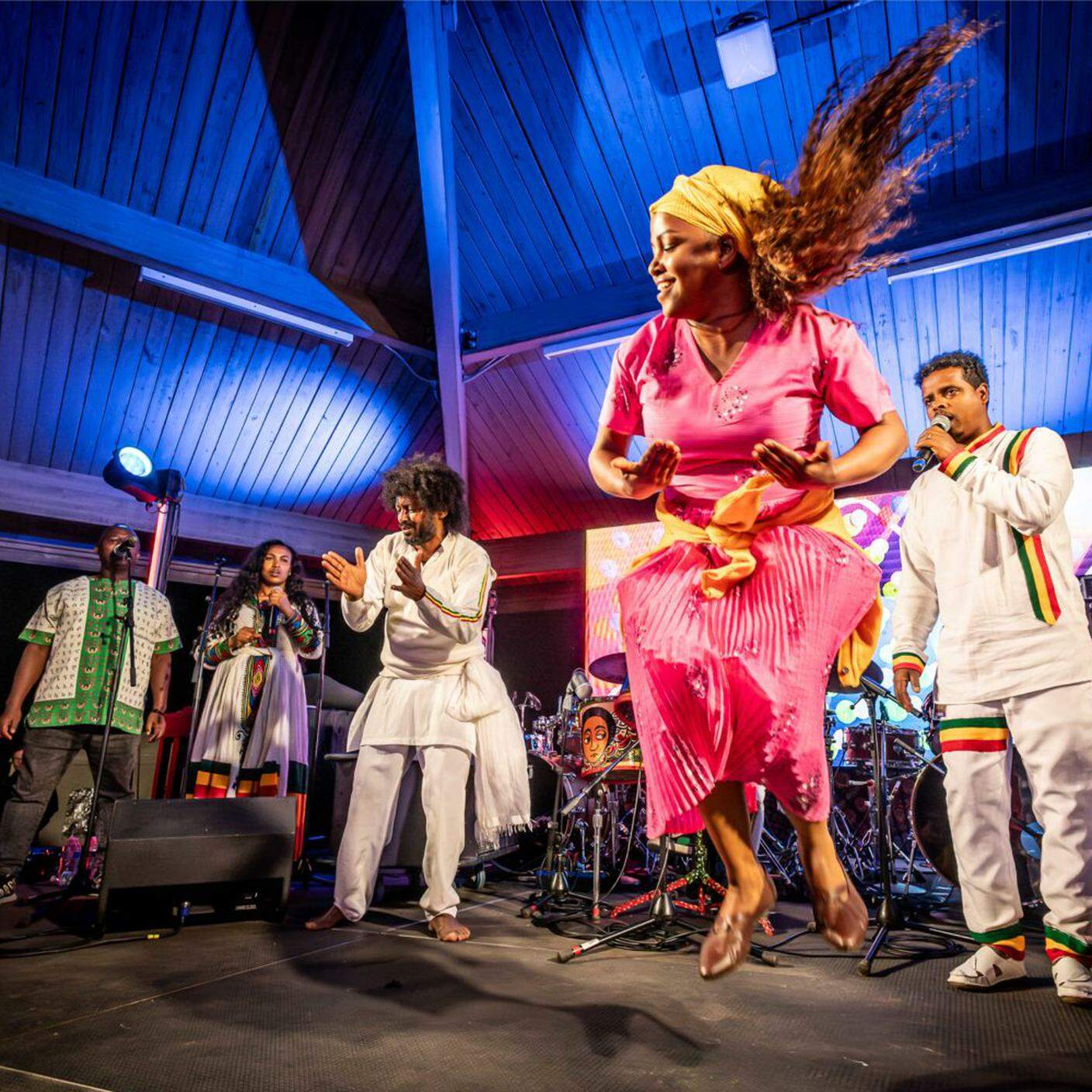 “Ethio-Gnawa. Possible Worlds” in scena al Teatro Comunale di Ferrara, foto di Cedric Pilard