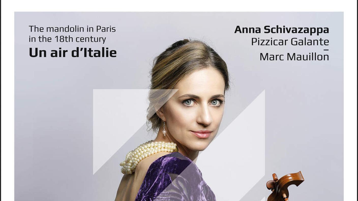"Un air d'Italie. The mandolin in Paris in the 18th century" di Anna Schivazappa e Pizzicar Galante, Arcana (dettaglio di copertina)