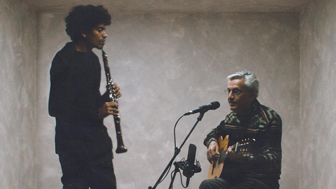 Caetano Veloso - Caetano Veloso e Ivan Sacerdote, universal