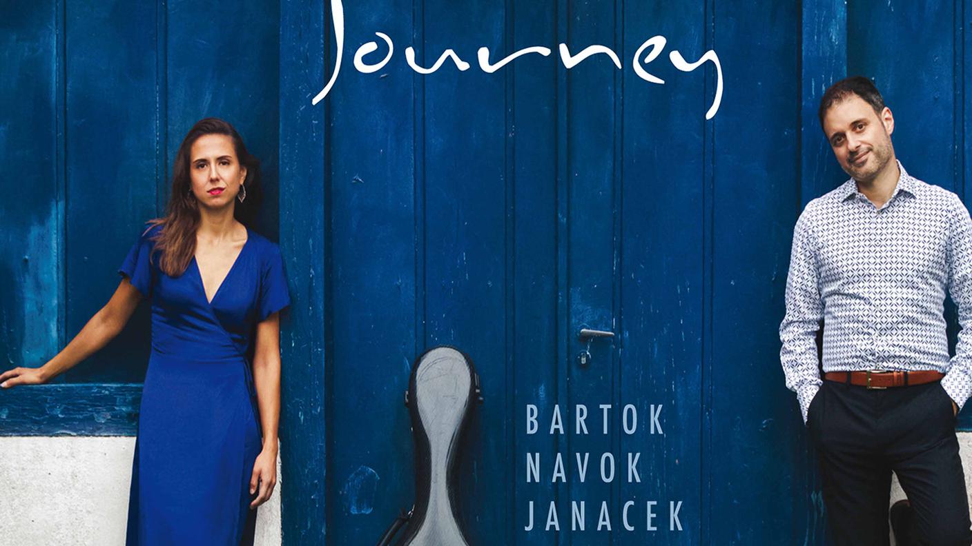 "Journey" di Nova Guitar Duo; Stradivarius (dettaglio copertina) 