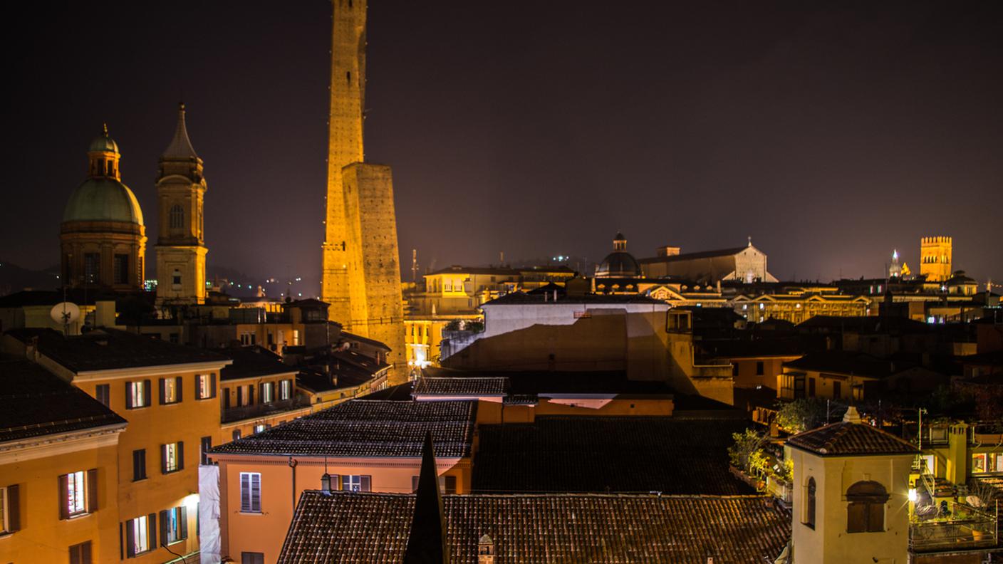 iStock-Bologna, Emilia-Romagna, Italia, Europa - Continente, Notte