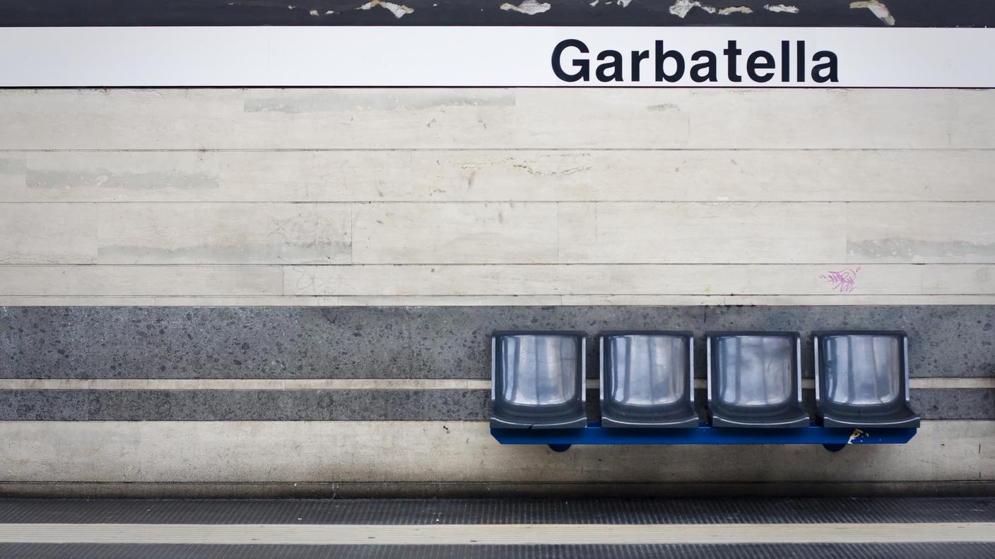iStock_Stazione, Roma - Città, Solitudine, Composizione, Composizione orizzontale