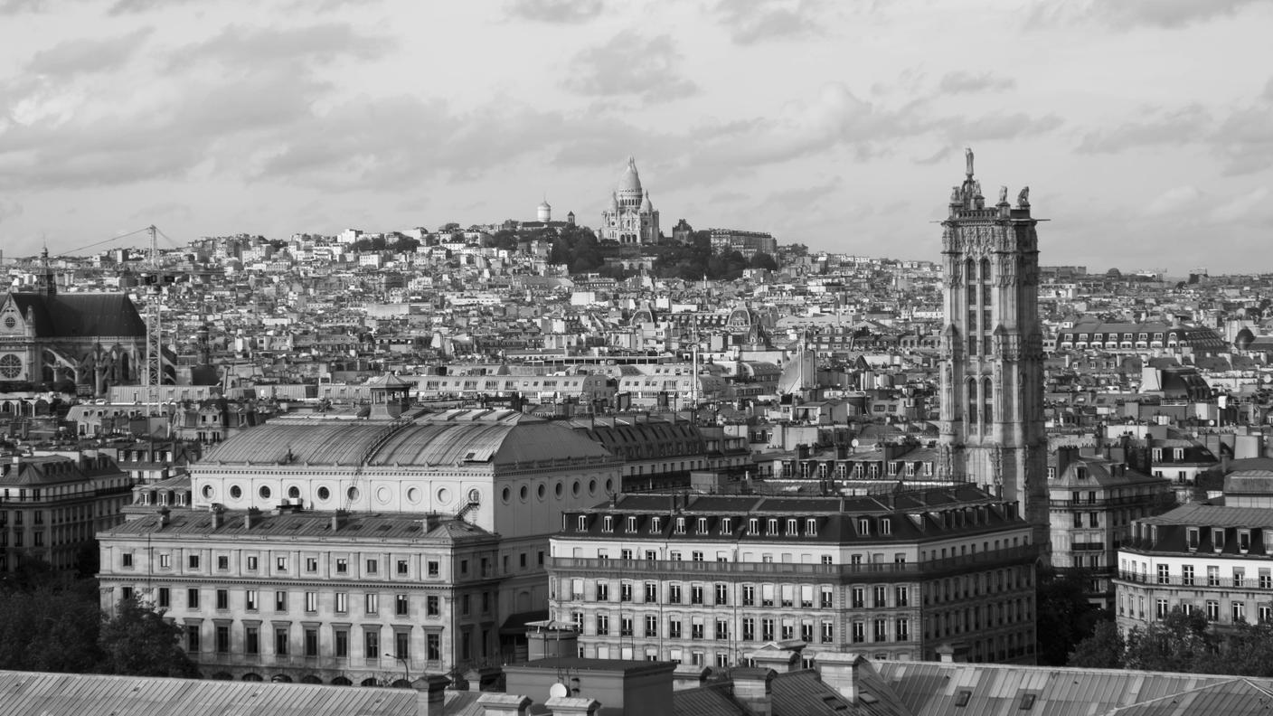 iStock_Parigi, Vecchio, Orizzonte urbano, Città, Romanticismo