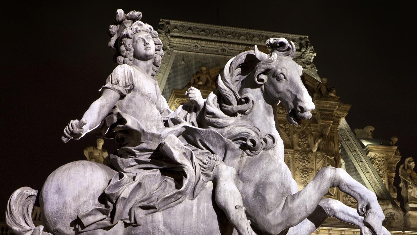 iStock_Luigi XIV, Museo del Louvre, Città, Meta turistica, Palazzo Reale