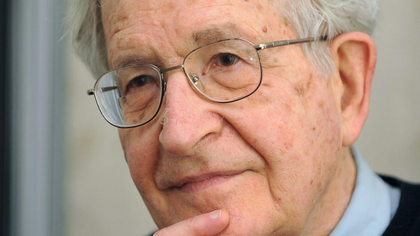 Naom Chomsky