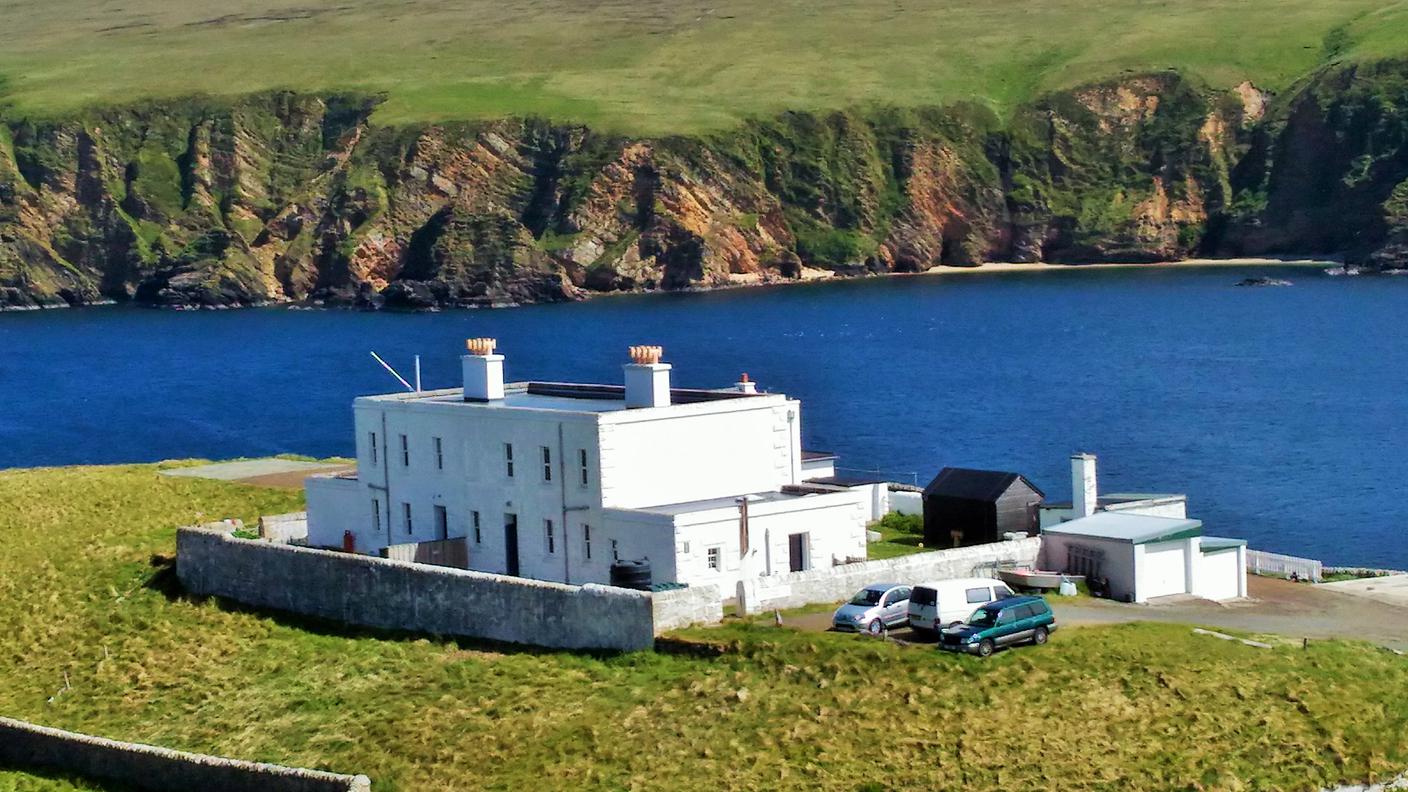 La casa dei guardiani del faro a Muckle Flugga, Shetland