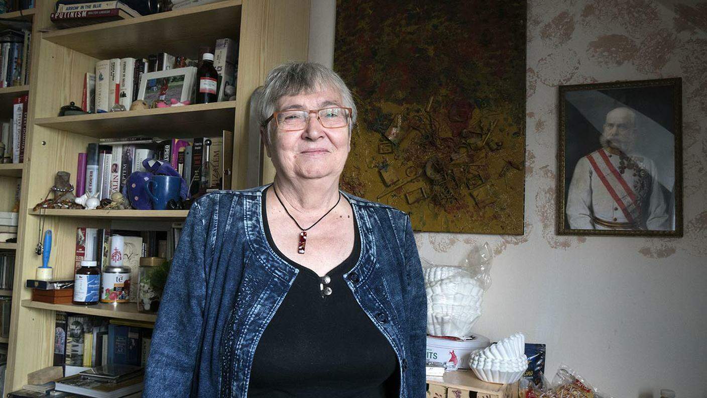 Petruska Sustrova, studentessa al tempo della Primavera di Praga, incarcerata dal 1969 al 1971, protagonista dell'opposizione al regime negli anni '70 e '80