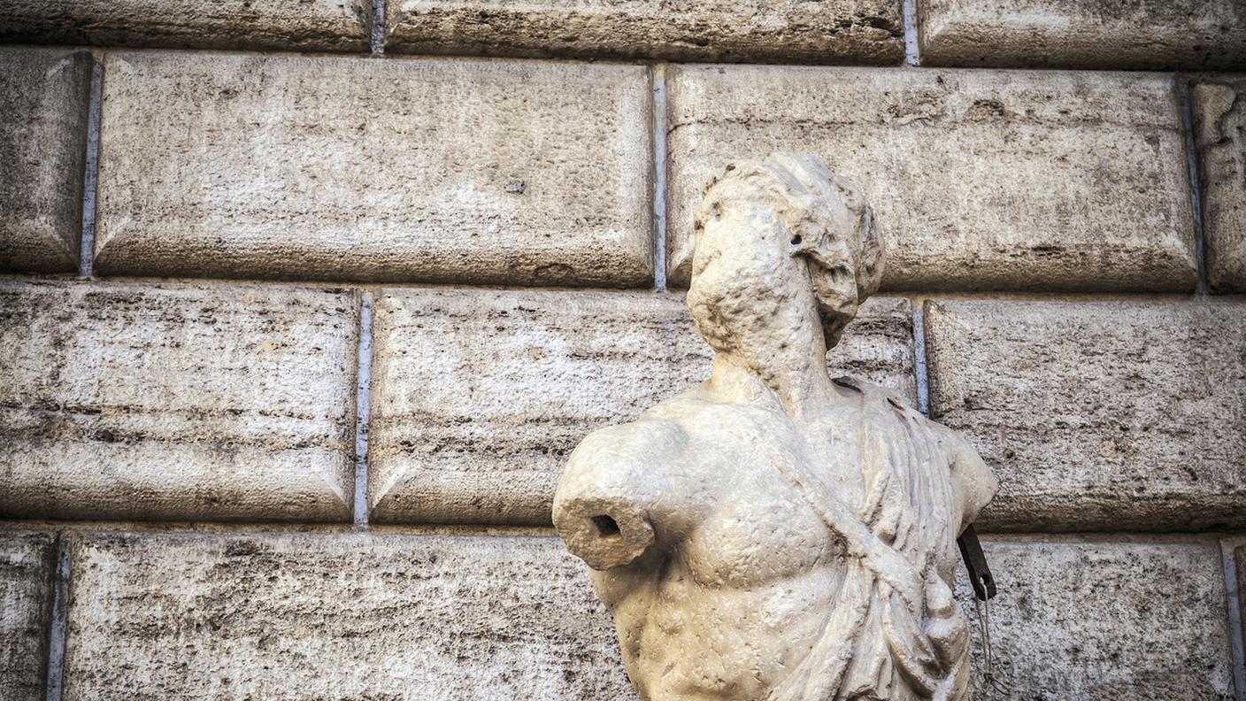 La Statua Pasquino a Roma 