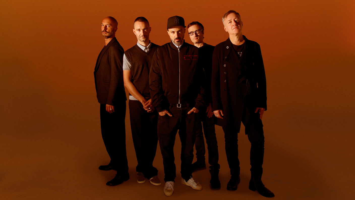 Subsonica, da destra: Vicio, Davide Dileo, Samuel, Ninja e Max Casacci