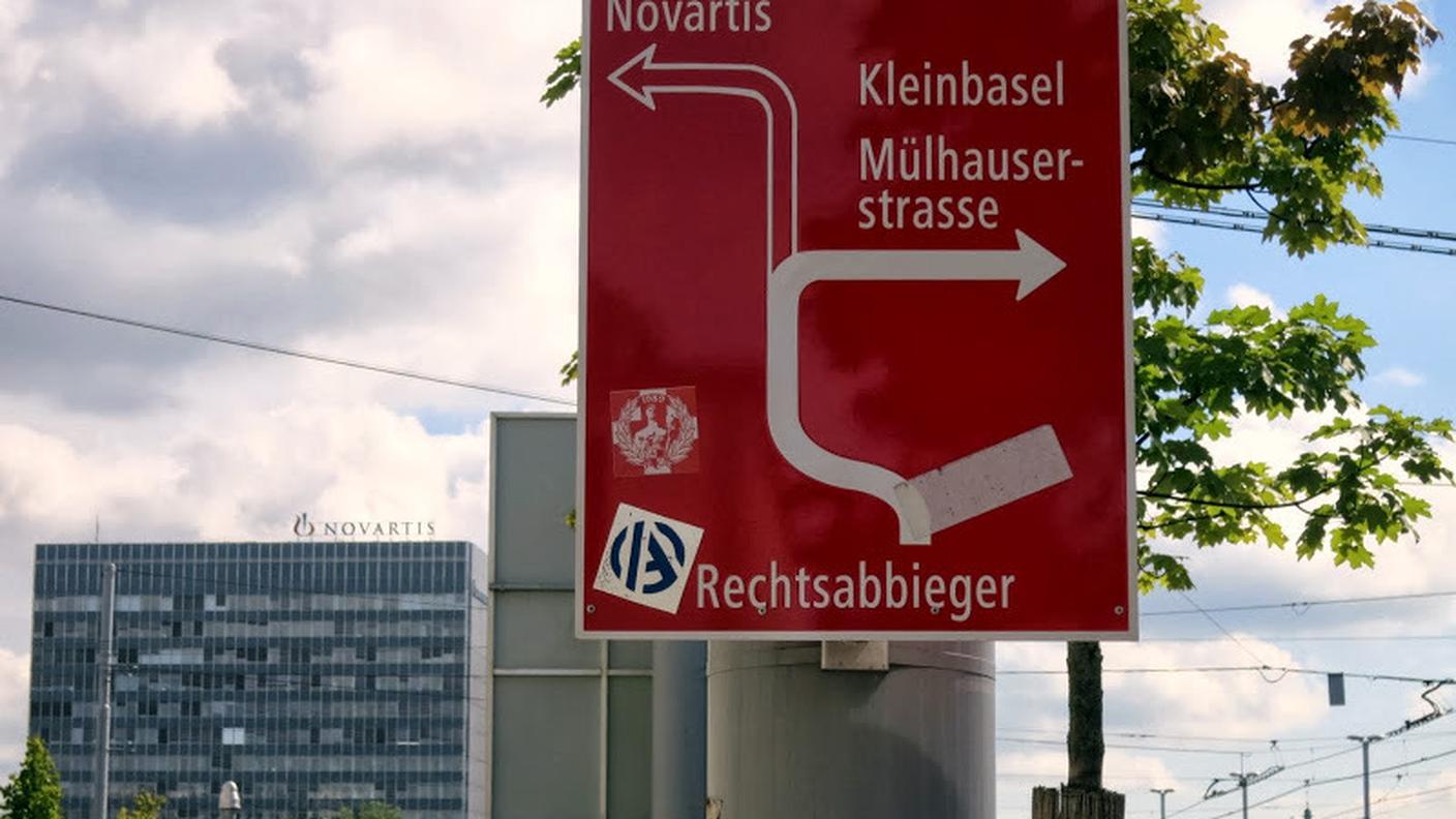 IL PERCORSO IN BICICLETTA PER RAGGIUNGERE IL CAMPUS NOVARTIS A BASILEA (© RSI - Sonja Riva)