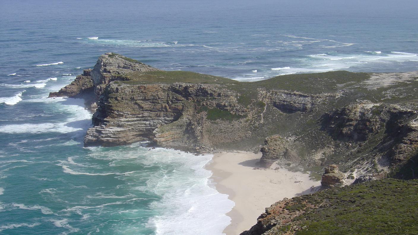 Cape_of_Good_Hope_(Zaian_2008)_cape_horn_wiki.JPG