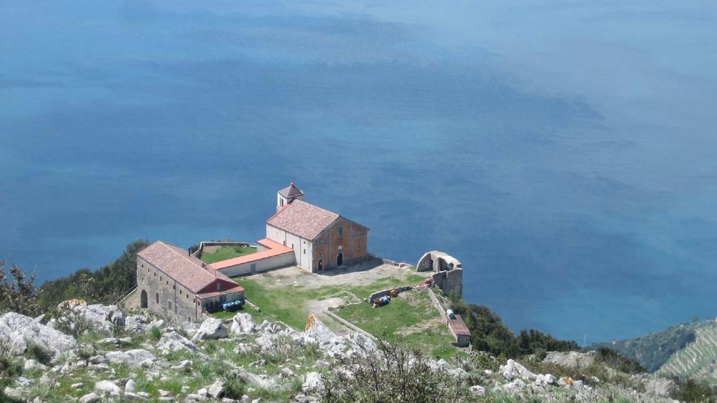 Chiesa dell'Avvocata, sul monte Mirteto